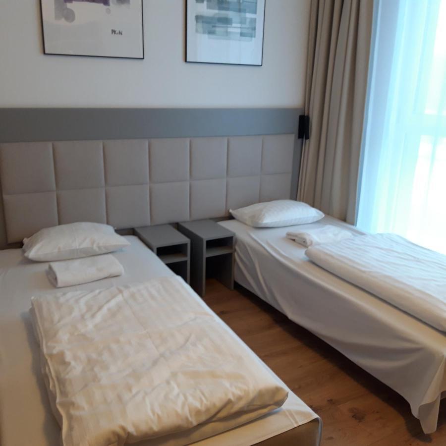 ורשה Yaroslav Apartments מראה חיצוני תמונה