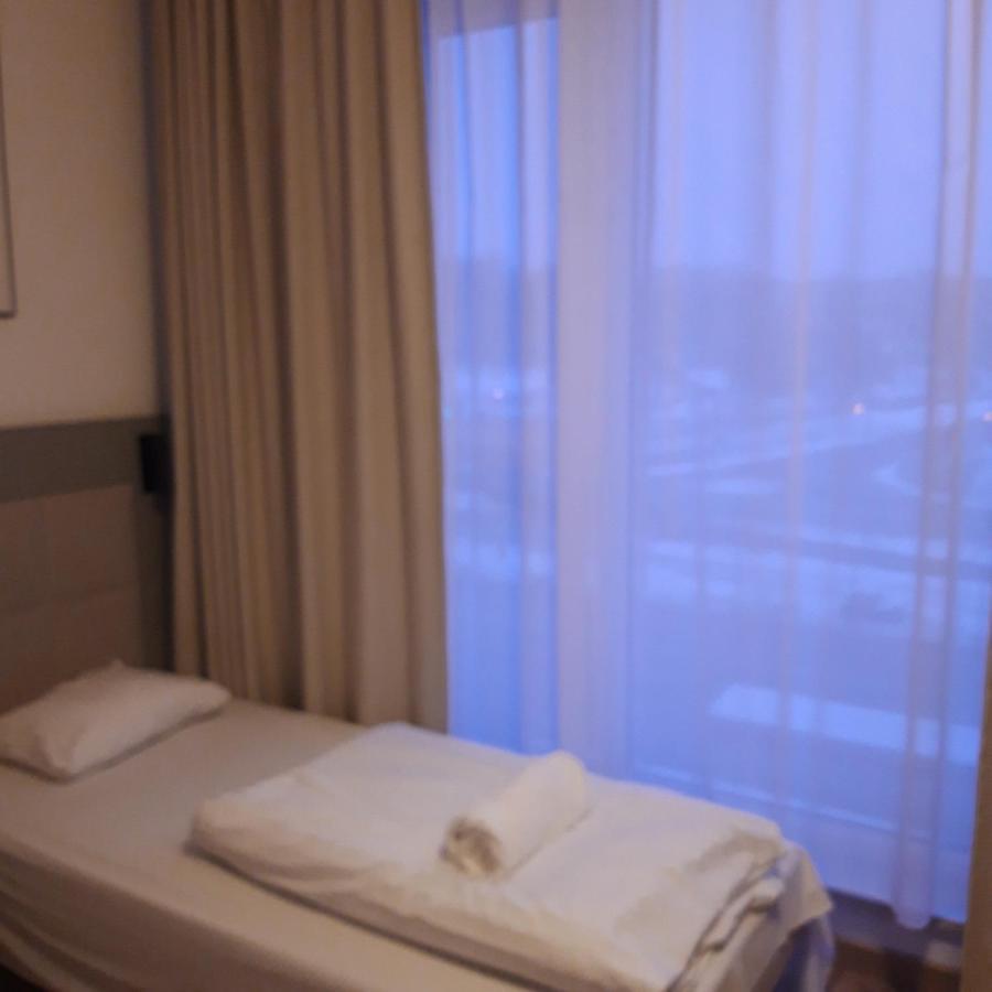 ורשה Yaroslav Apartments מראה חיצוני תמונה